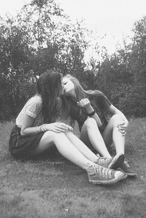 13P Janas exclusive sensual lesbian view 41