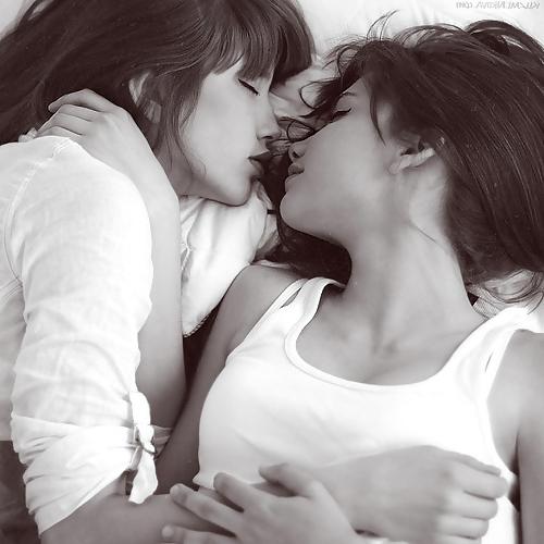 13P Janas exclusive sensual lesbian view 41