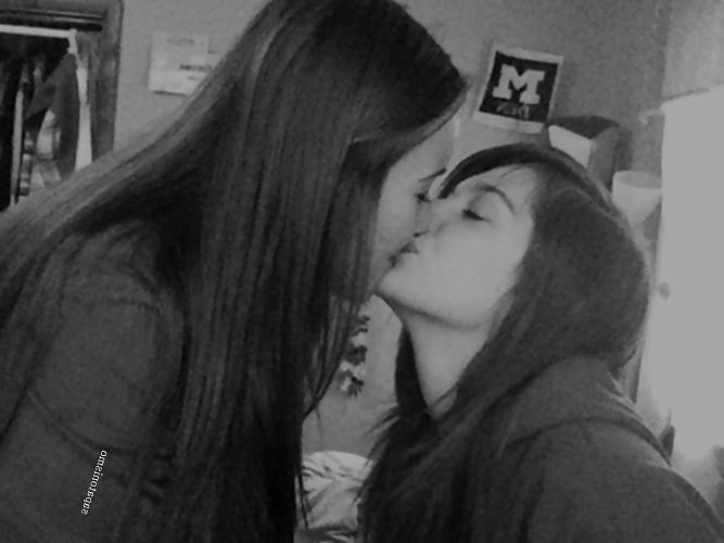 13P Janas exclusive sensual lesbian view 47
