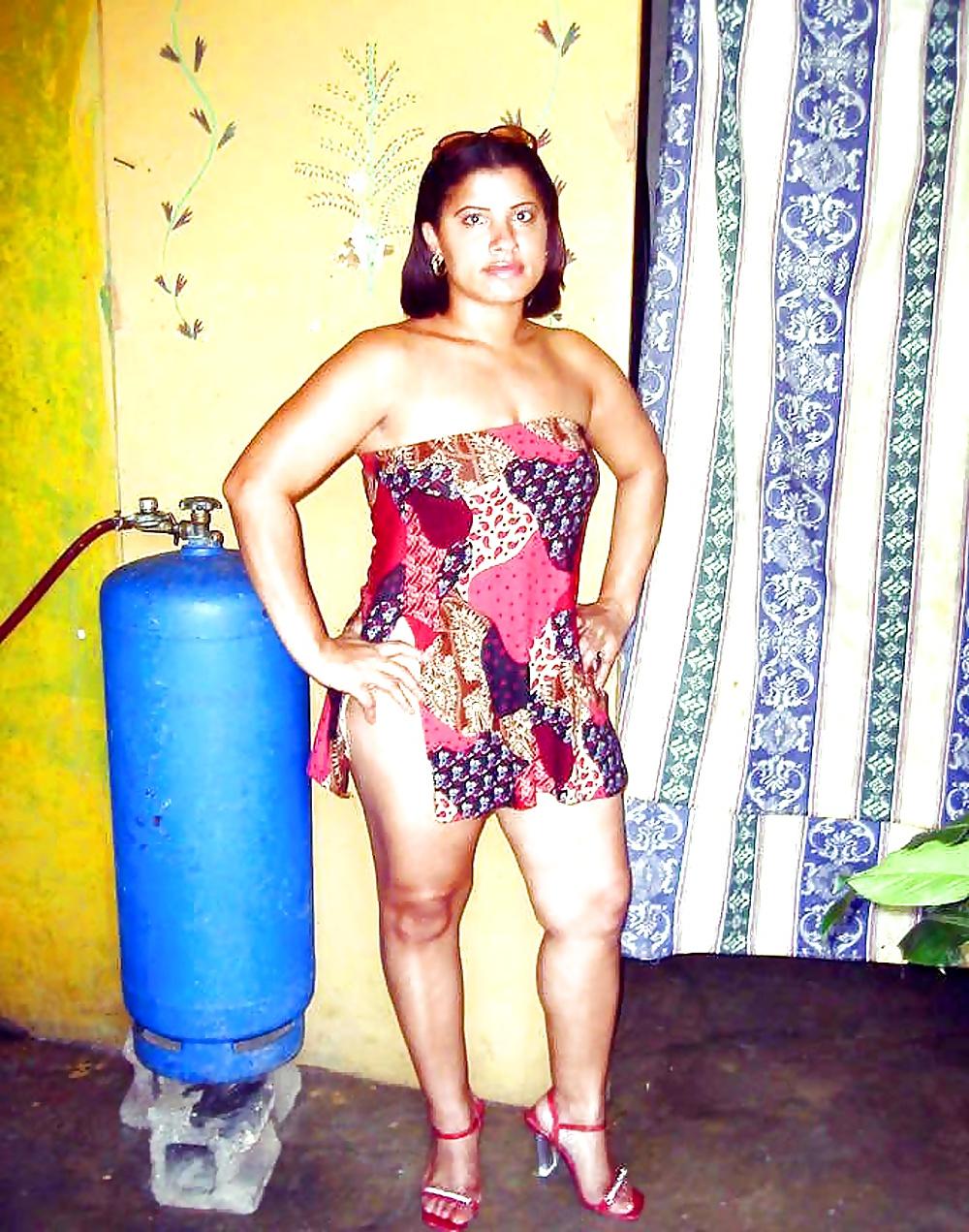 6P Thick Mexican Girl