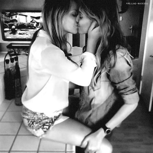 13P Janas exclusive sensual lesbian view 51