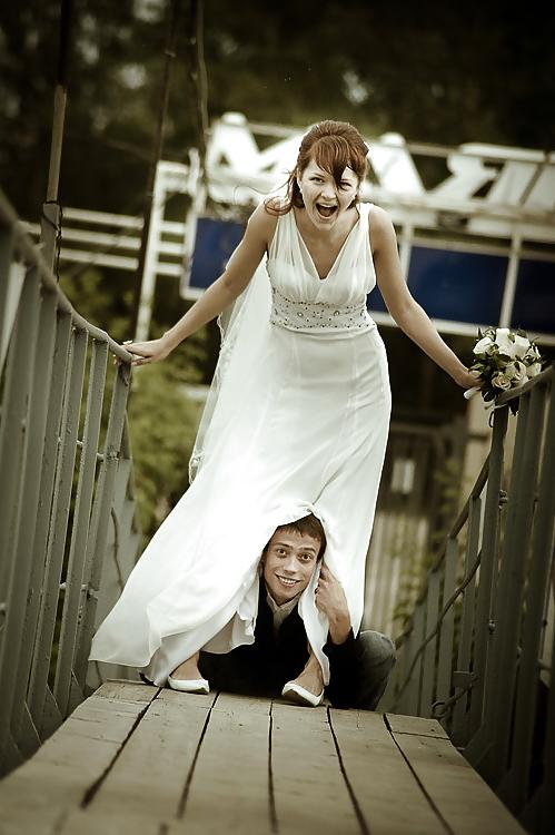 25P Under Wedding Dress