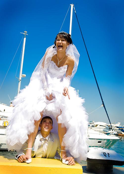 25P Under Wedding Dress