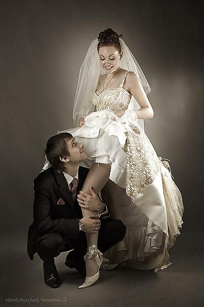 25P Under Wedding Dress