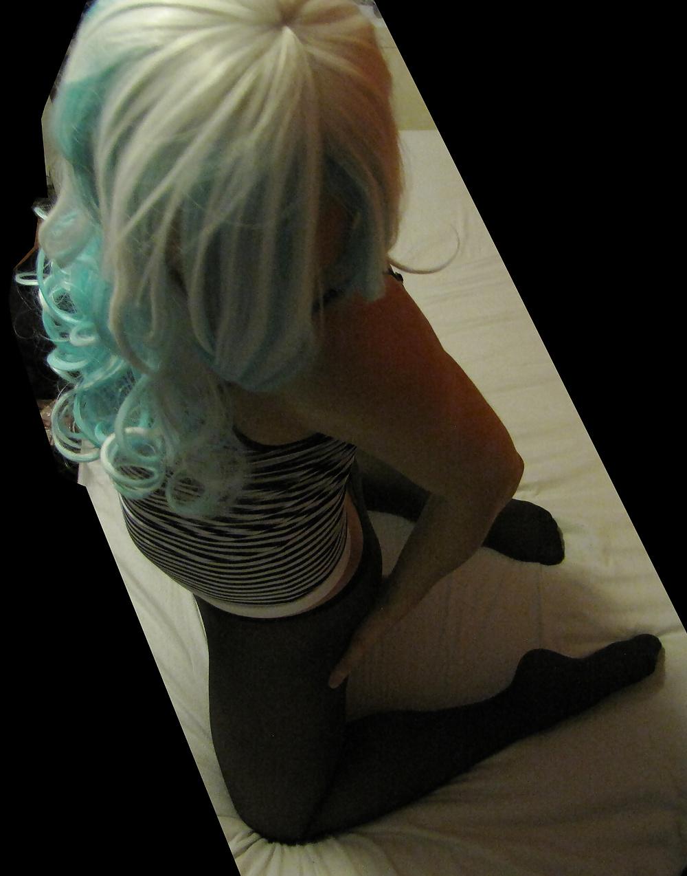 17P Me with white-blue hair and pantyhose