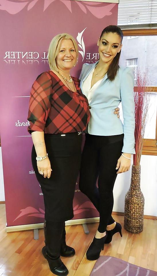 23P Miss World Hungary the Beauty Queen Kulcsar EDYNA