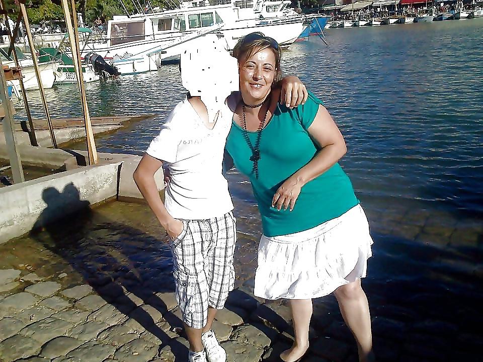 5P Ma tante adia (dirty Aunt)