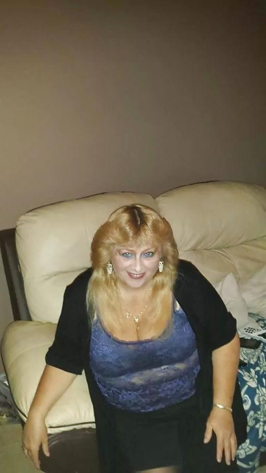 20P Hot and dirty lady.
