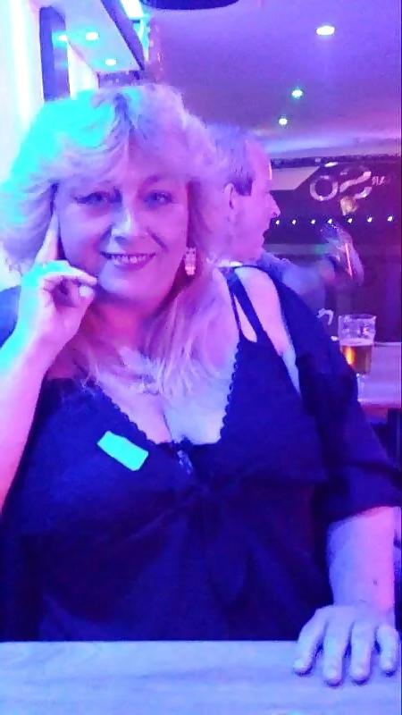 20P Hot and dirty lady.