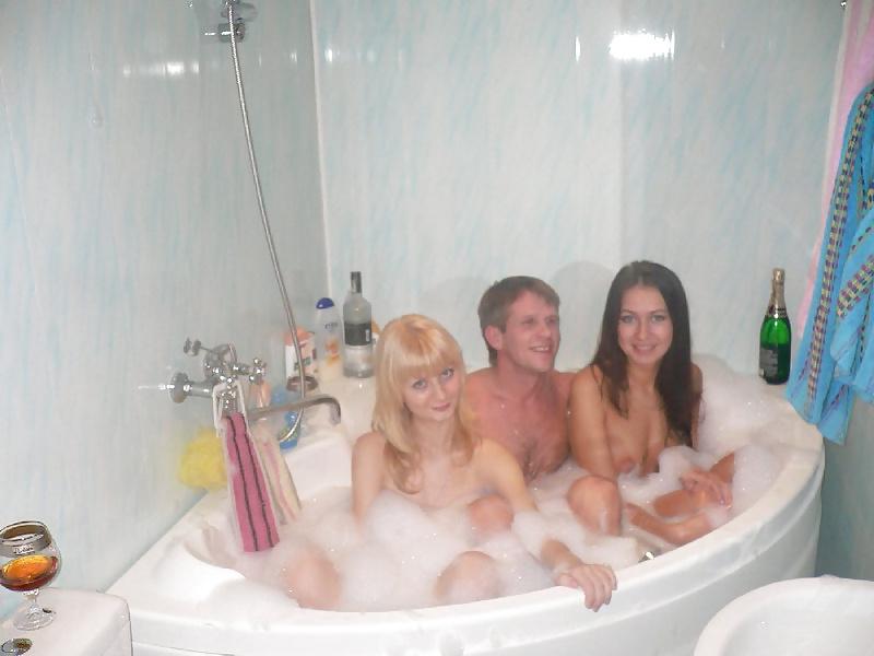 16P Home Group Sex At The Weekend