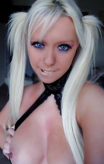 25P Busty Teen