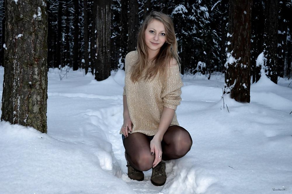 25P Sexy Women in Stockings and Pantyhose - 9