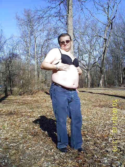 25P 15 011915 Sissy in the Forest