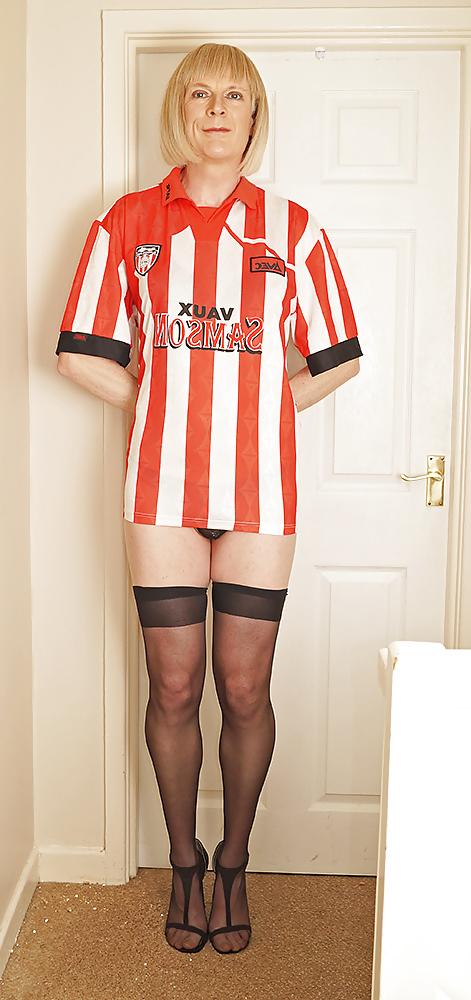 6P Football Strip