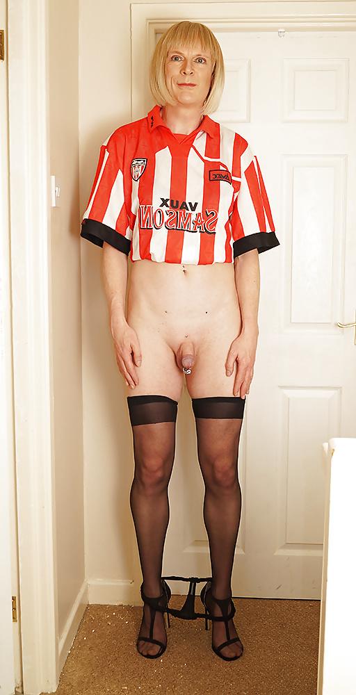 6P Football Strip
