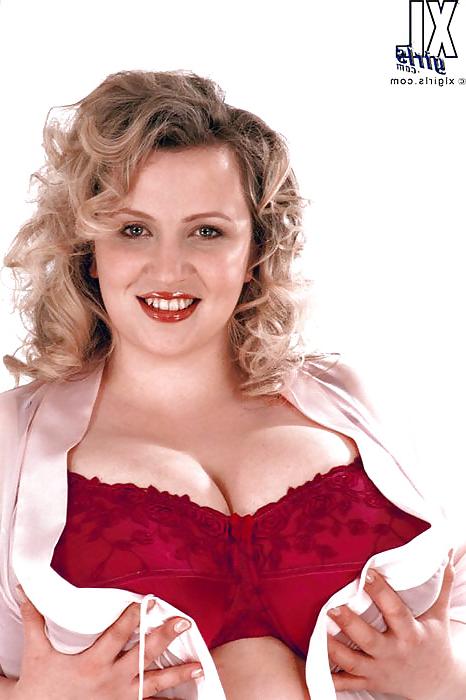 25P Busty Chubby Milf Mature Platinum Collection 19