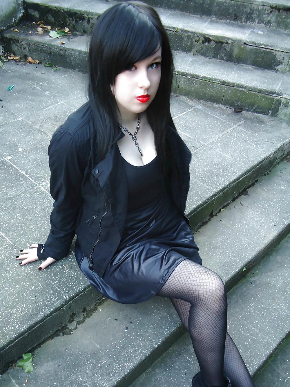 15P Cosplay-Teenager