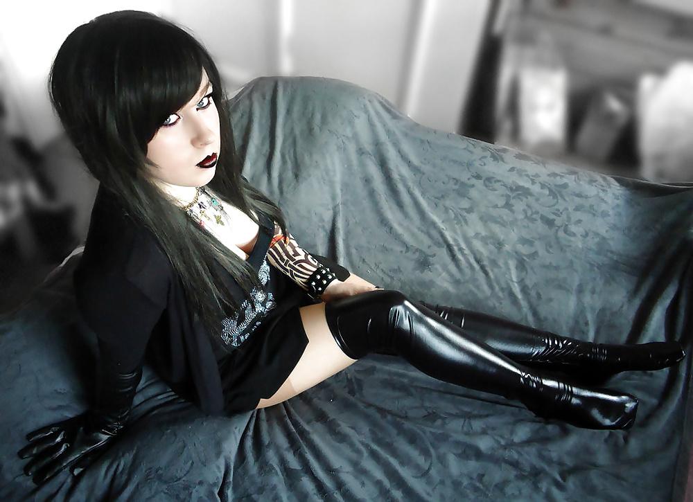 15P Cosplay-Teenager