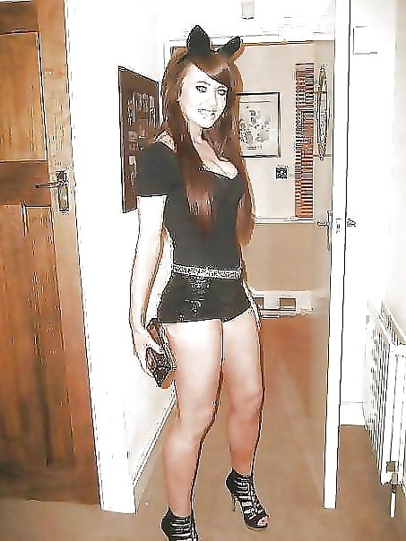 25P Sluts in little hotpants! 6