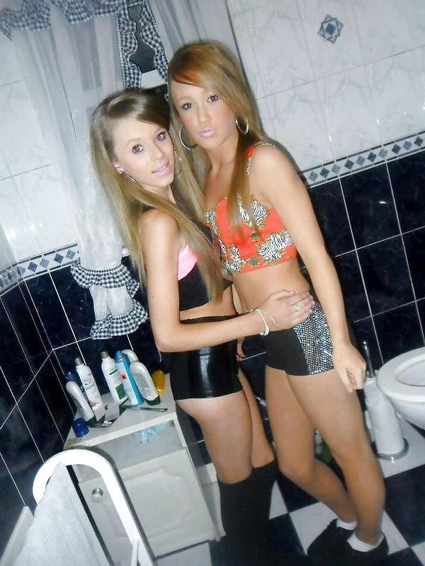 25P Sluts in little hotpants! 7