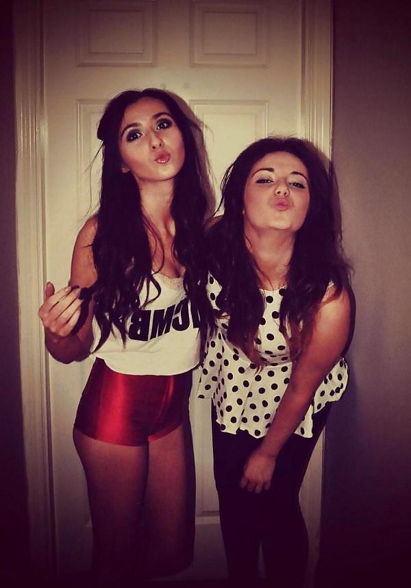 25P Sluts in little hotpants! 7