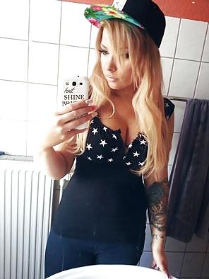 25P Jenny das Prachtweib. Dirty Comments please