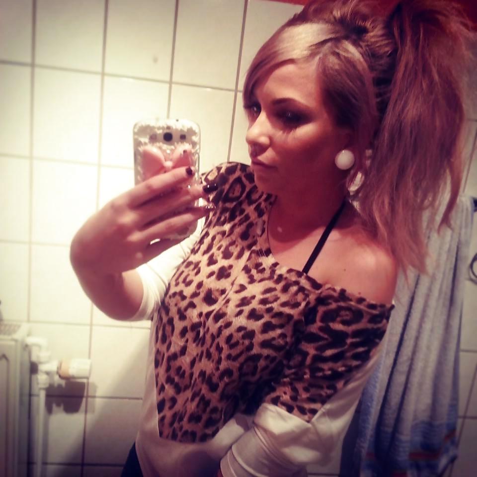 25P Jenny das Prachtweib. Dirty Comments please