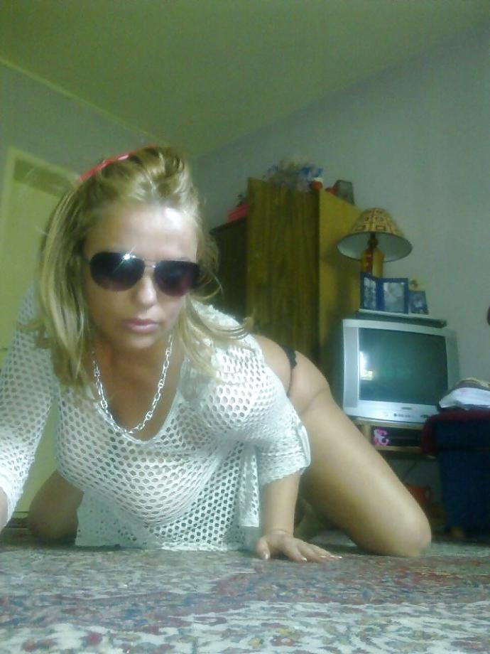 24P SERBIAN BIG TITTS