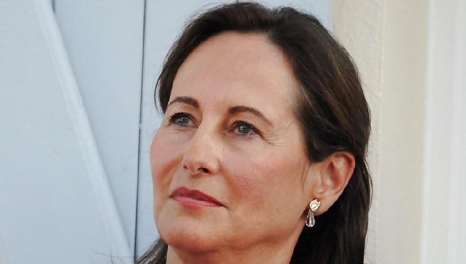 25P Segolene Royal french mature politic