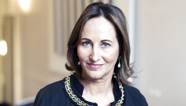 25P Segolene Royal french mature politic