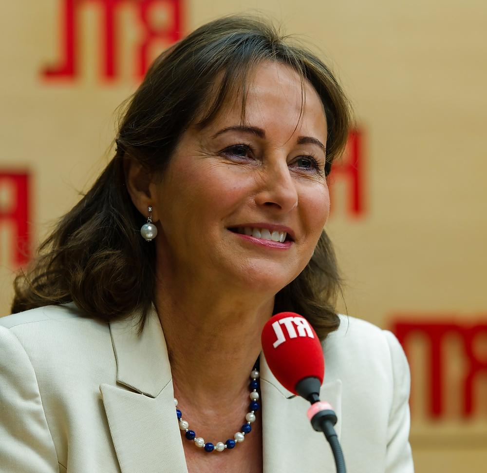 25P Segolene Royal french mature politic
