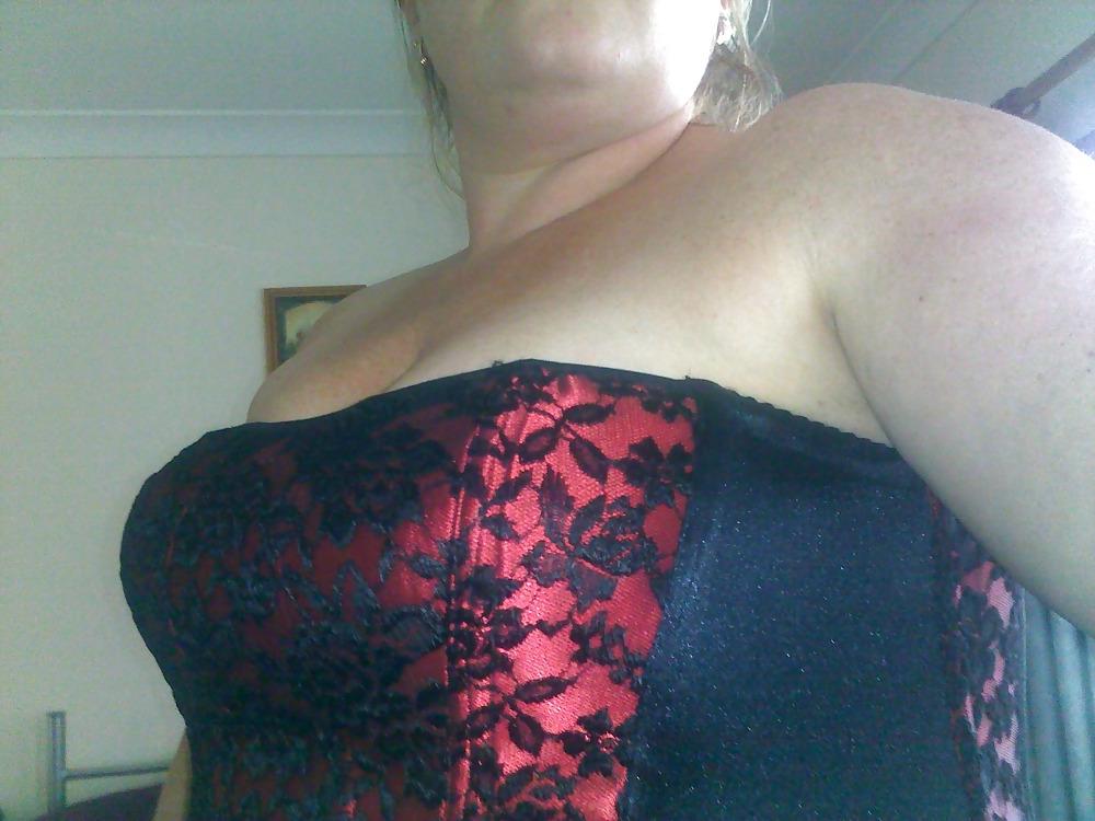 16P Sexy Corset