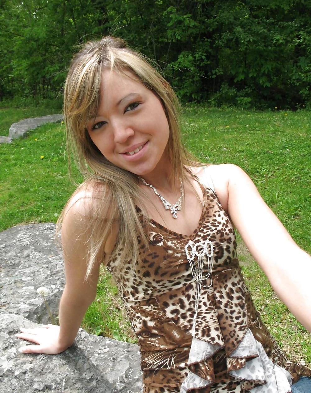 20P Cutie Lola, little FLASHING SLUT 