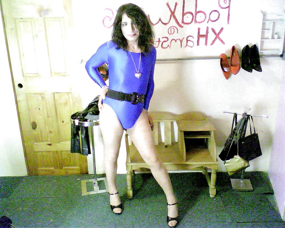 17P My long sleeve  blue bodysuit
