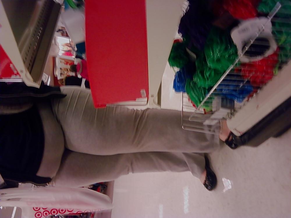 6P BIG BIG Young girl with great ASS to buy in store