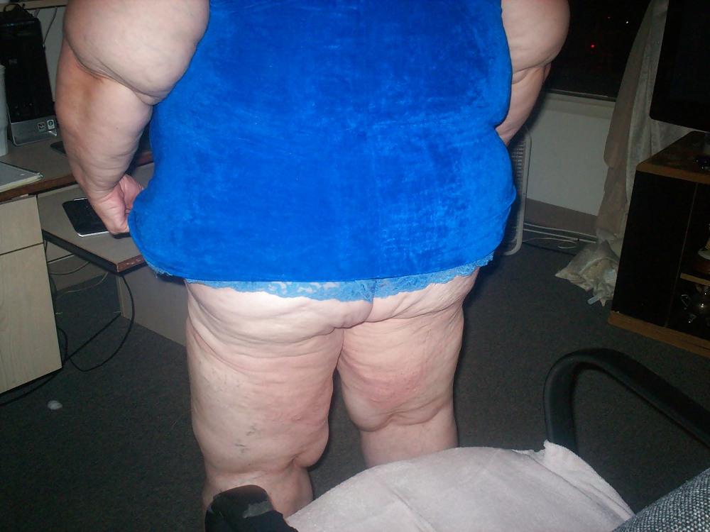 10P More in blue 