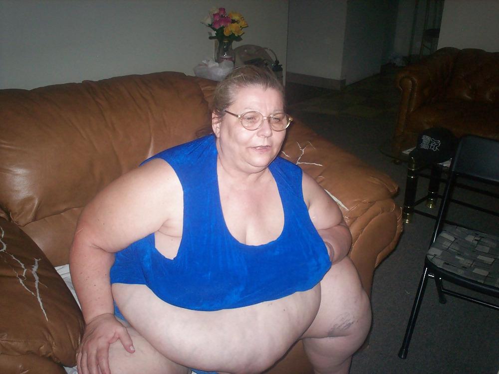 10P More in blue 