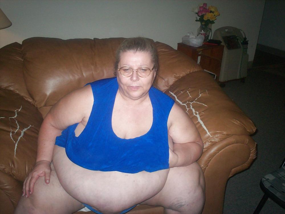 10P More in blue 