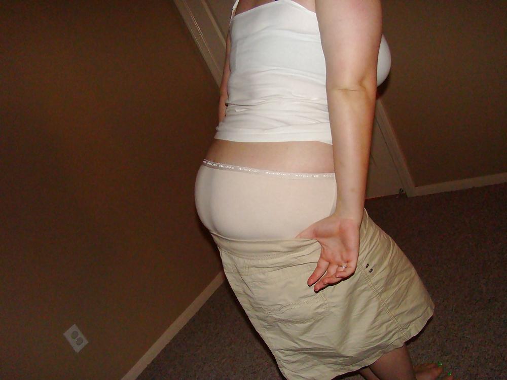17P Wife strips and shows her hot body and upskirts