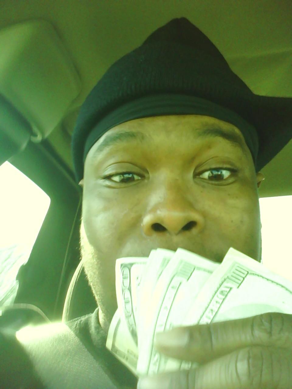 19P Latin Chicks Love Big Black Dick