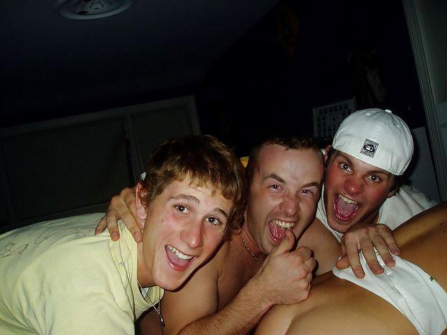 11P College groupe sex