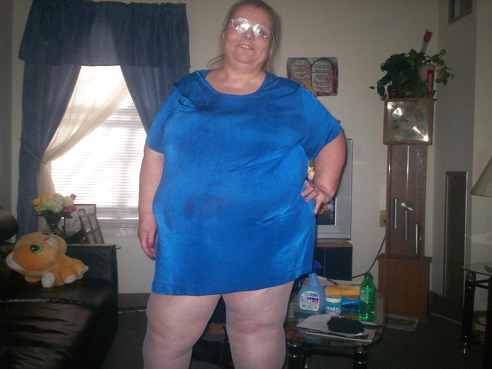 10P Blue dress white hose 
