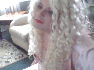 11P Me cross dressing