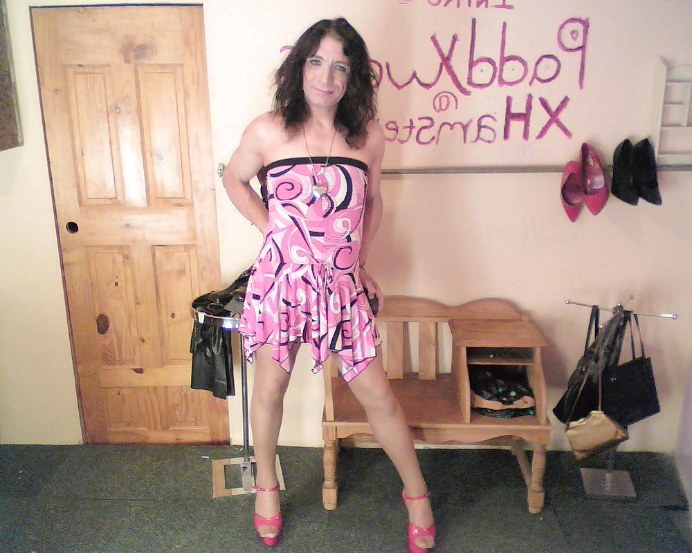 7P Pink and black mini tube dress