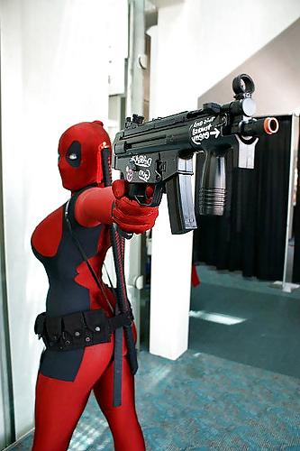 9P Cosplay babes :D