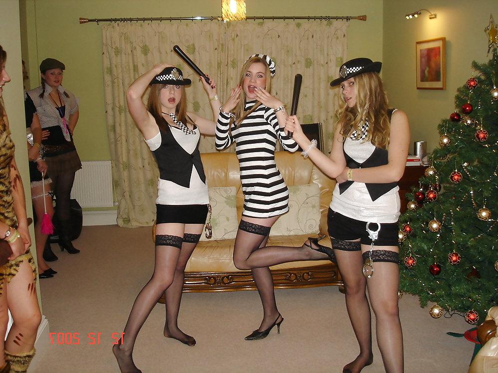 25P Candid Pantyhose Girls 2