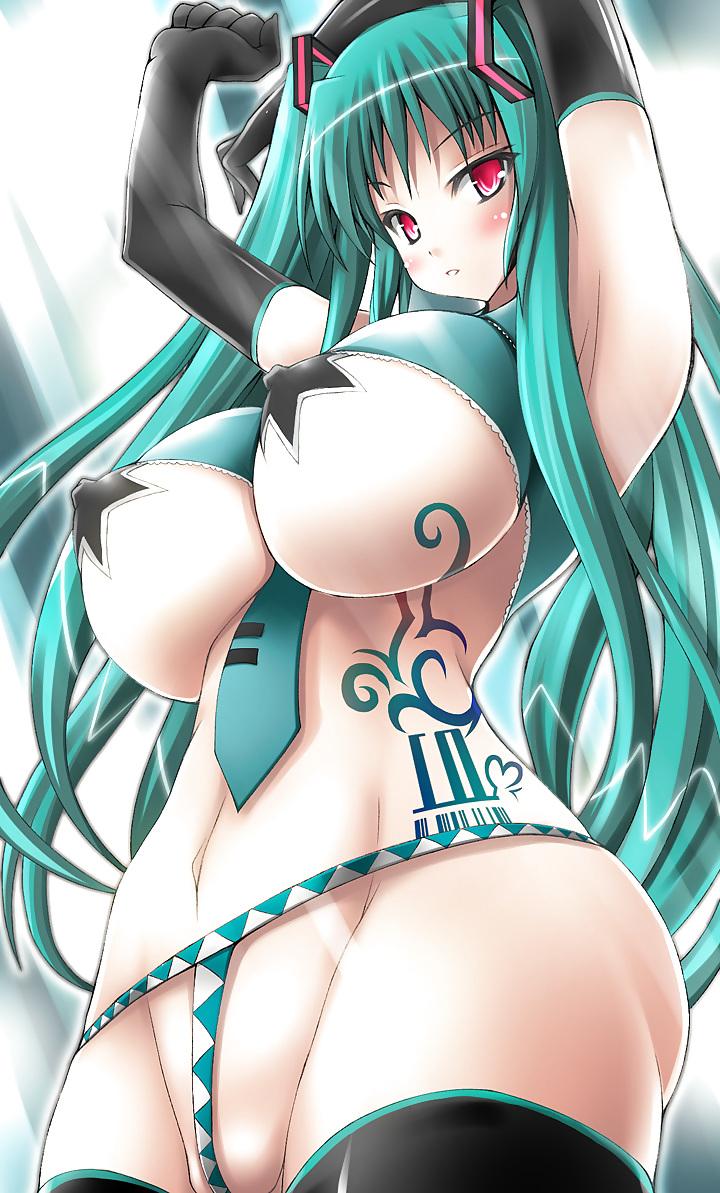 25P Hentai Sultry Babes 2