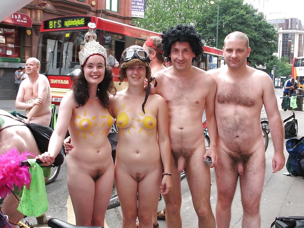 13P Body painting with eyes closed !!!!