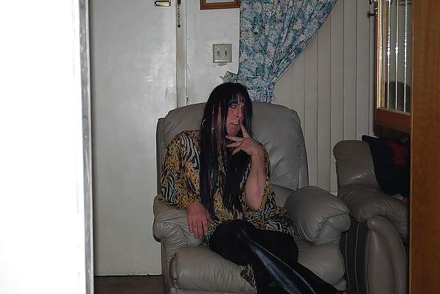 12P Dirty smoking slut Brandi