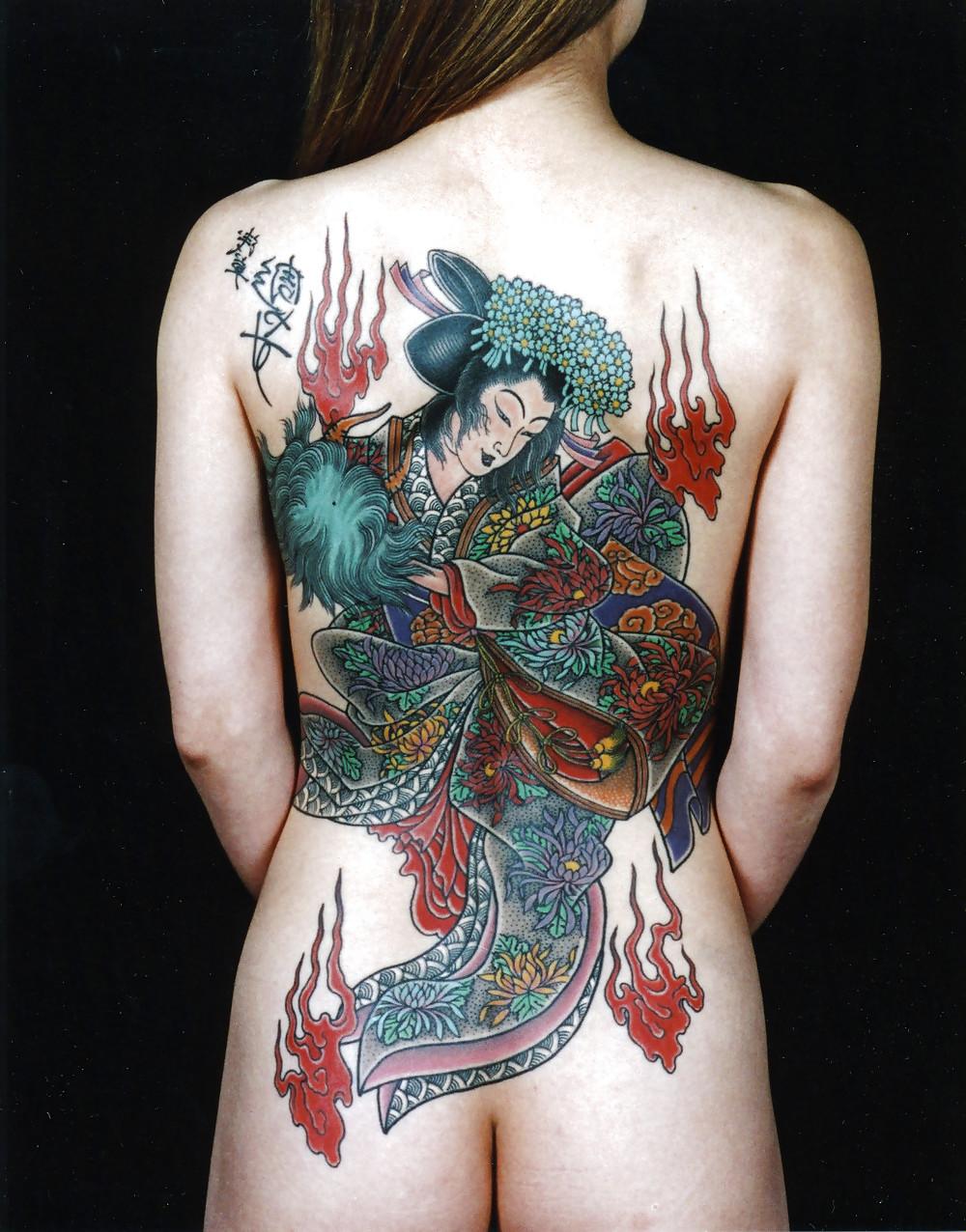 24P BODY ART06